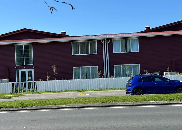 Quality With 1, 2, 3 Or 4 Double Beds Hotel
