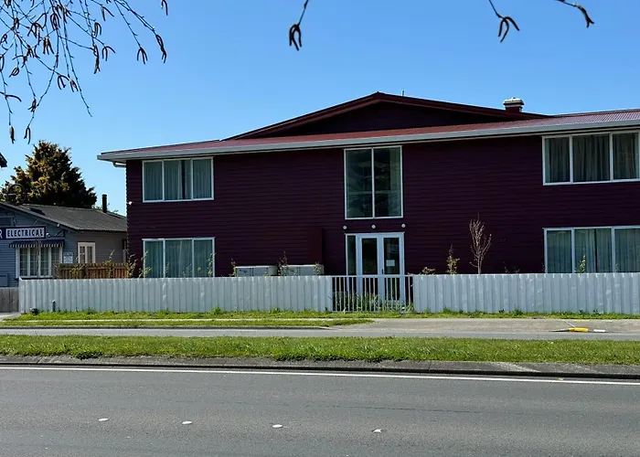 Quality With 1, 2, 3 Or 4 Double Beds Hotel Rotorua