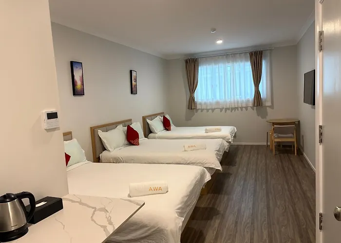 Quality With 1, 2, 3 Or 4 Double Beds Hotel